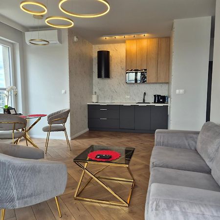 15 Pietro Sokolska 30 Towers Apartments - New - Lux - Parking - Sauna - Gym- And The Best View In Katoviçe Dış mekan fotoğraf
